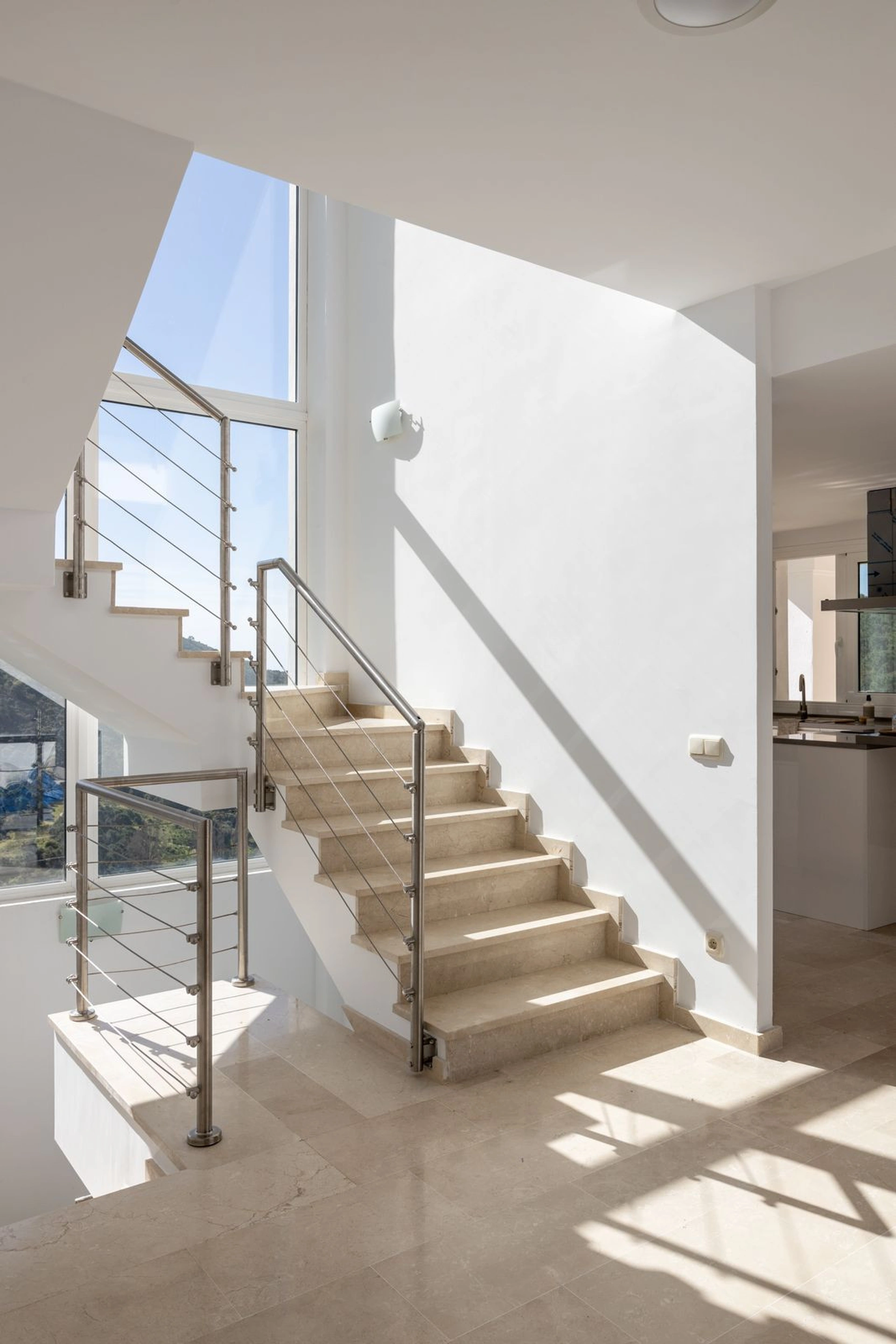 Villa for sale in Benahavis