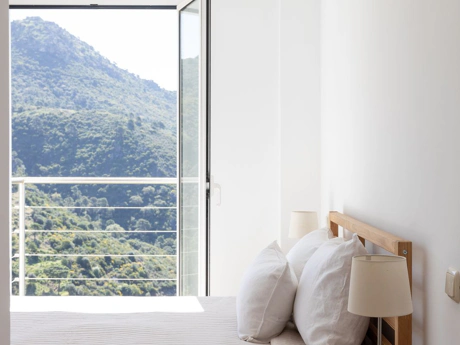 Villa for sale in Benahavis