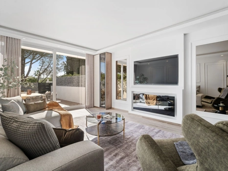 Adosado en venta en Nueva Andalucia, Marbella