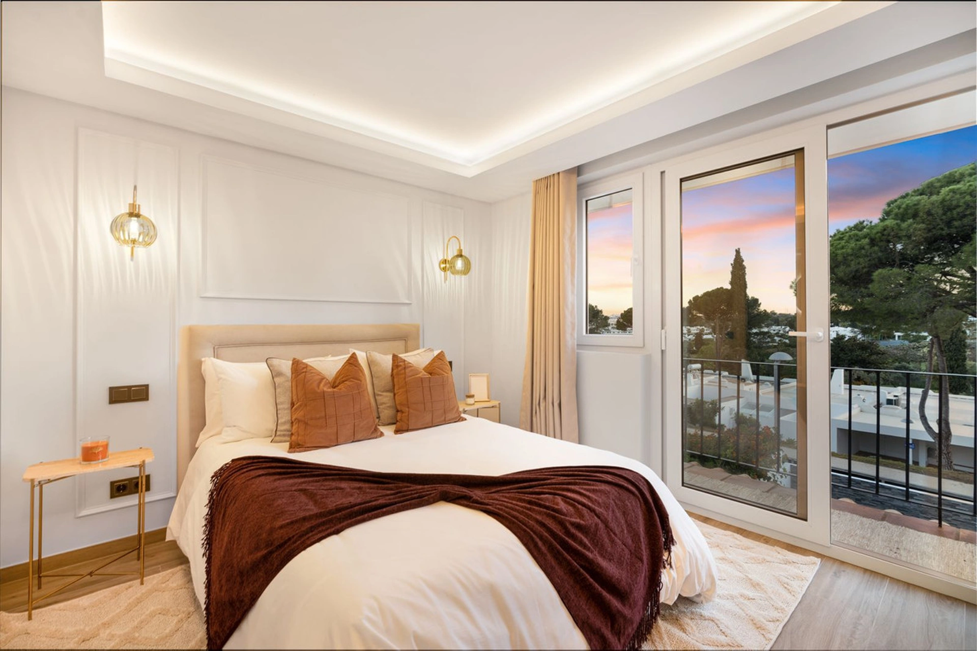Adosado en venta en Nueva Andalucia, Marbella