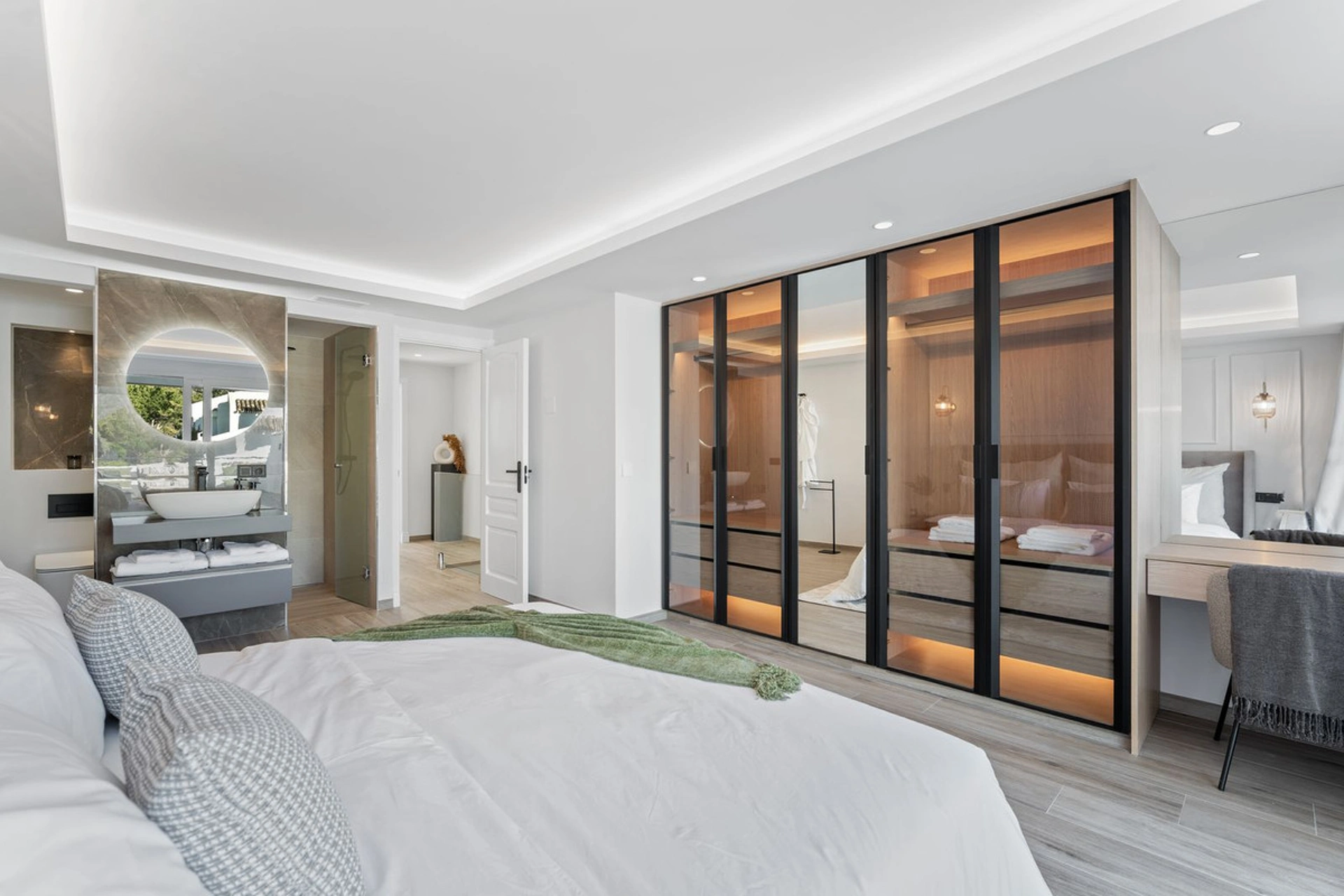 Adosado en venta en Nueva Andalucia, Marbella