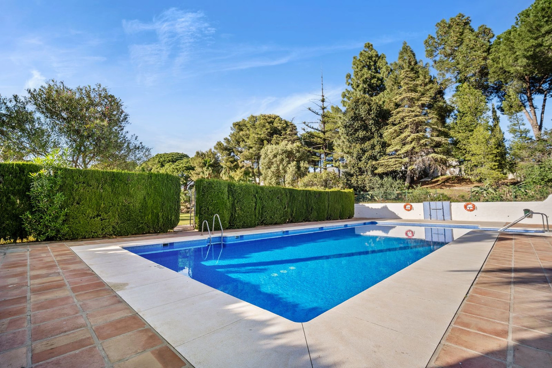 Adosado en venta en Nueva Andalucia, Marbella