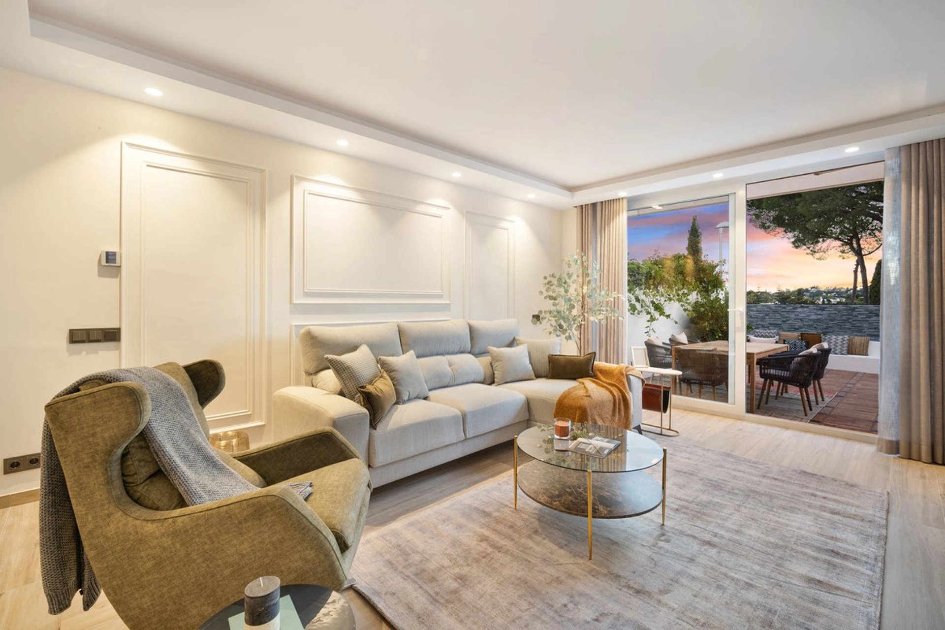 Adosado en venta en Nueva Andalucia, Marbella