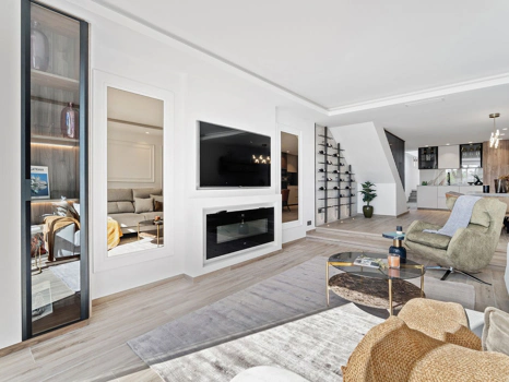 Adosado en venta en Nueva Andalucia, Marbella