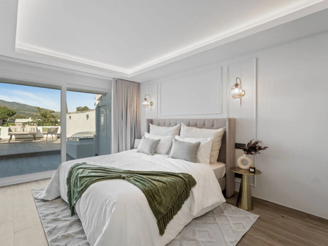 Adosado en venta en Nueva Andalucia, Marbella