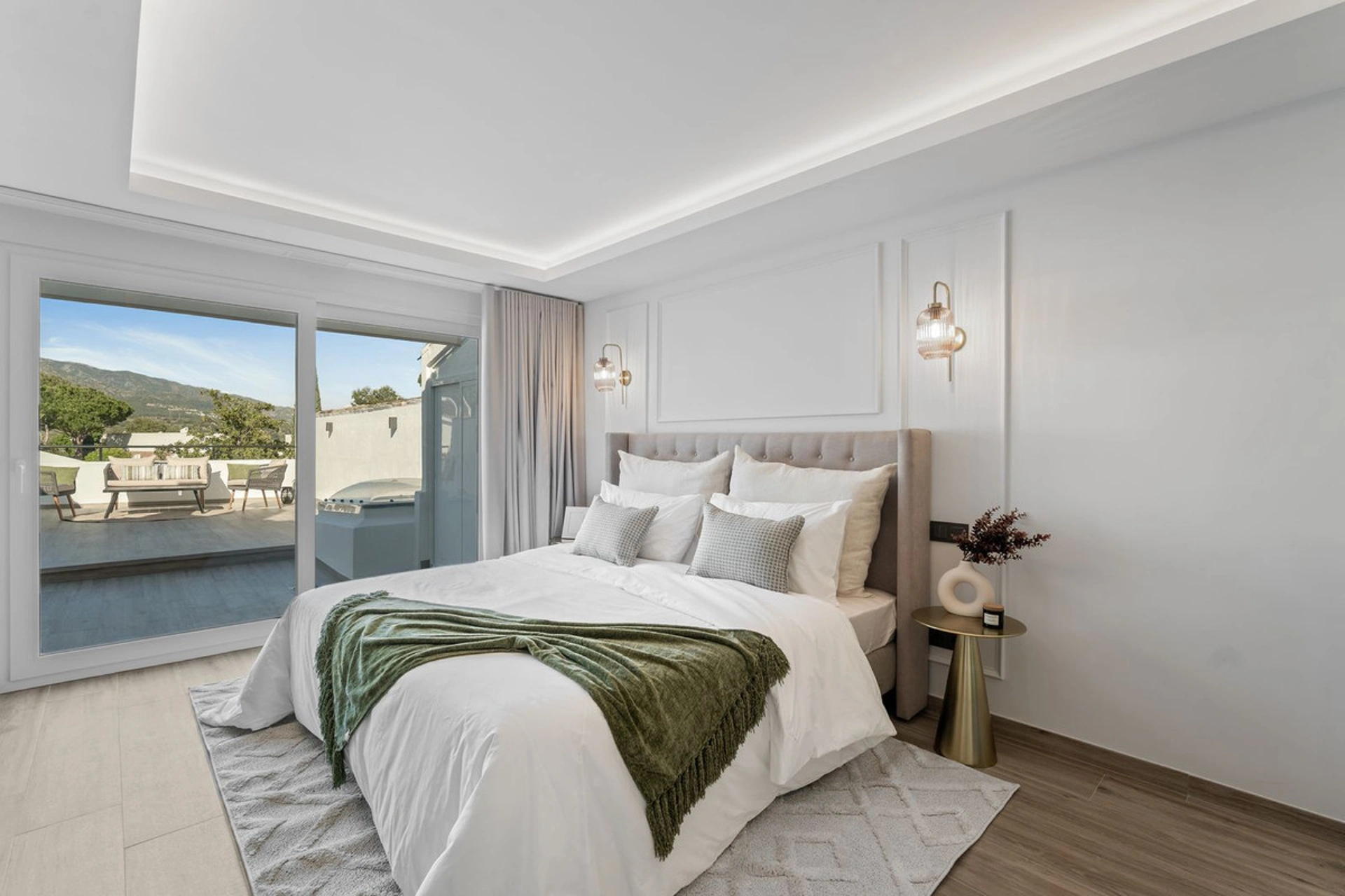 Adosado en venta en Nueva Andalucia, Marbella