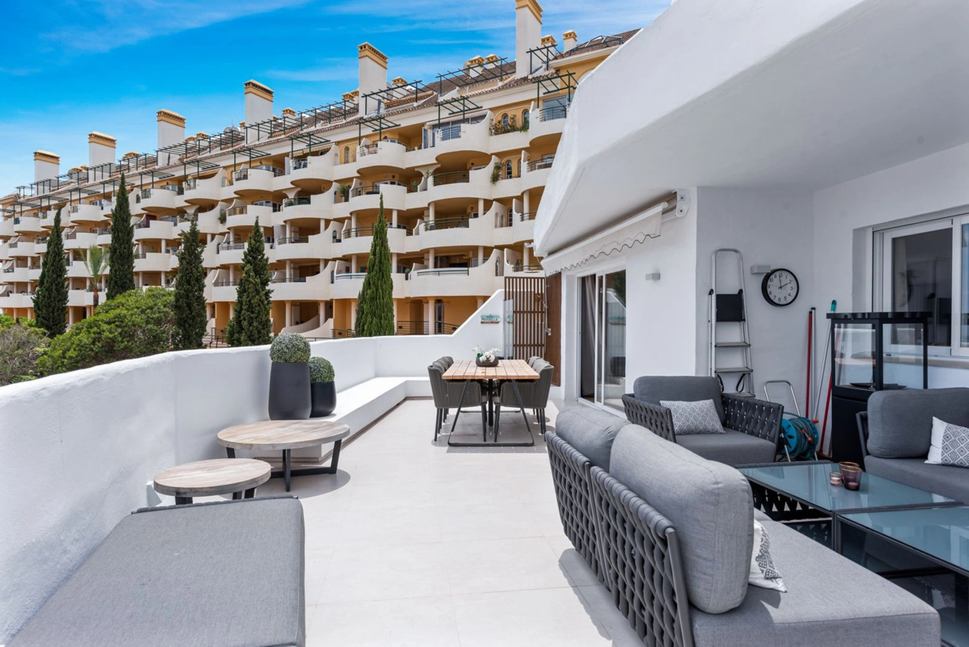 Ático en venta en Nueva Andalucia, Marbella