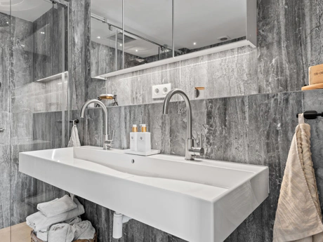 Penthouse for sale in Nueva Andalucia, Marbella