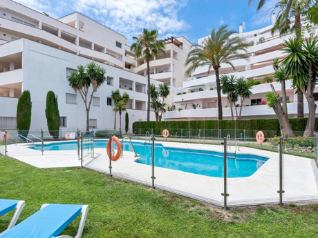 Penthouse for sale in Nueva Andalucia, Marbella