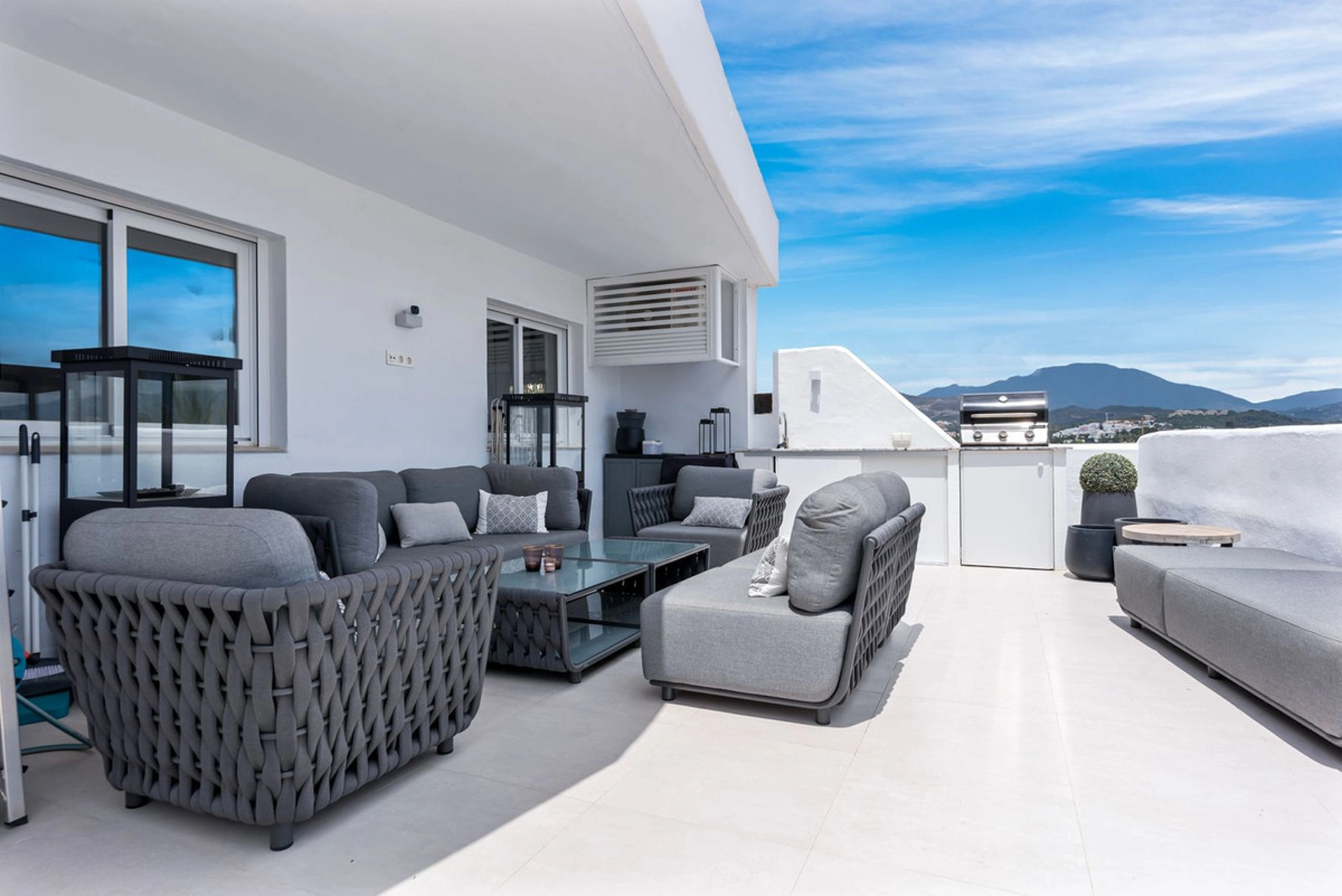 Ático en venta en Nueva Andalucia, Marbella