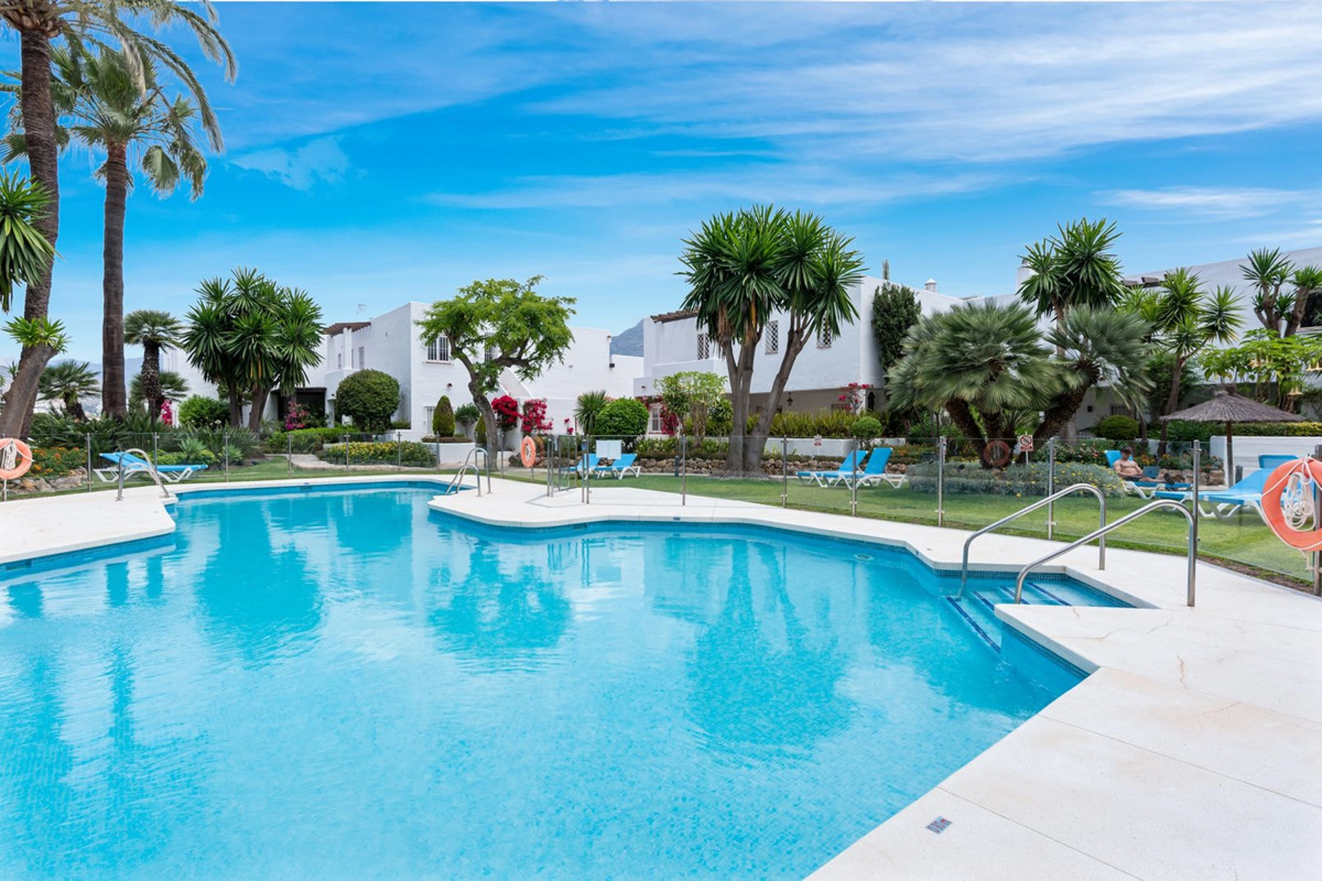 Ático en venta en Nueva Andalucia, Marbella