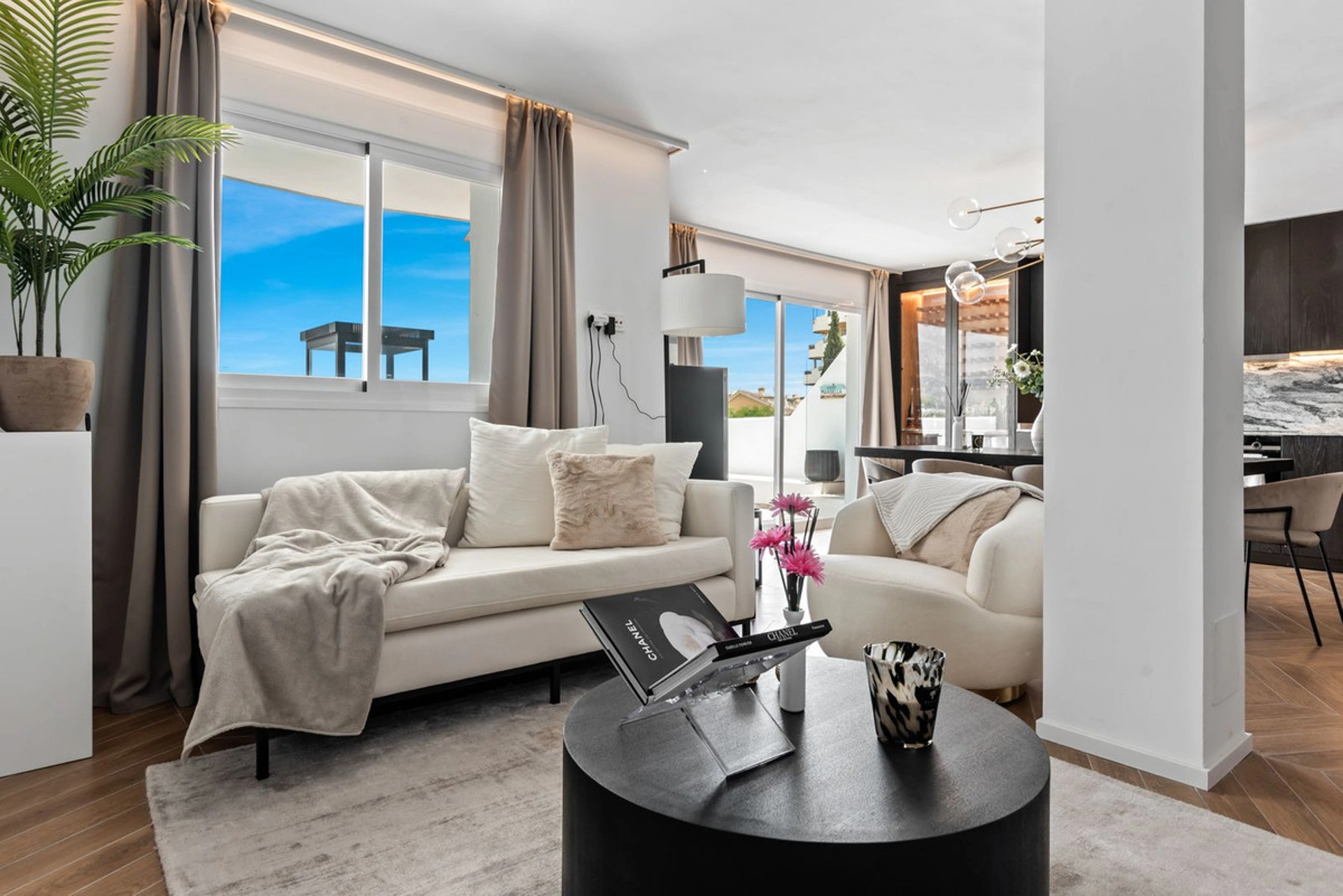Ático en venta en Nueva Andalucia, Marbella