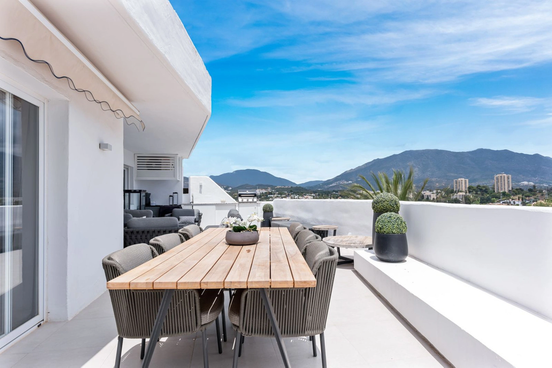 Ático en venta en Nueva Andalucia, Marbella