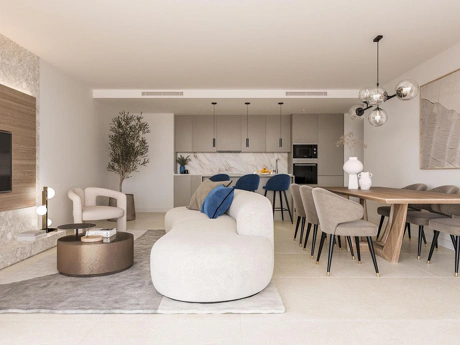 Apartment for sale in New Golden Mile, Estepona East