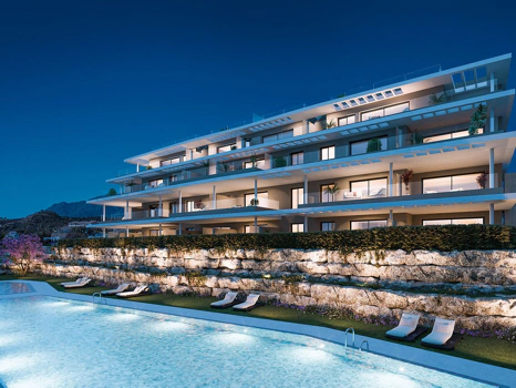 Apartment for sale in New Golden Mile, Estepona East