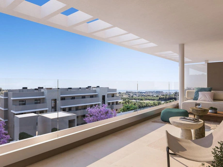 Apartment for sale in New Golden Mile, Estepona East