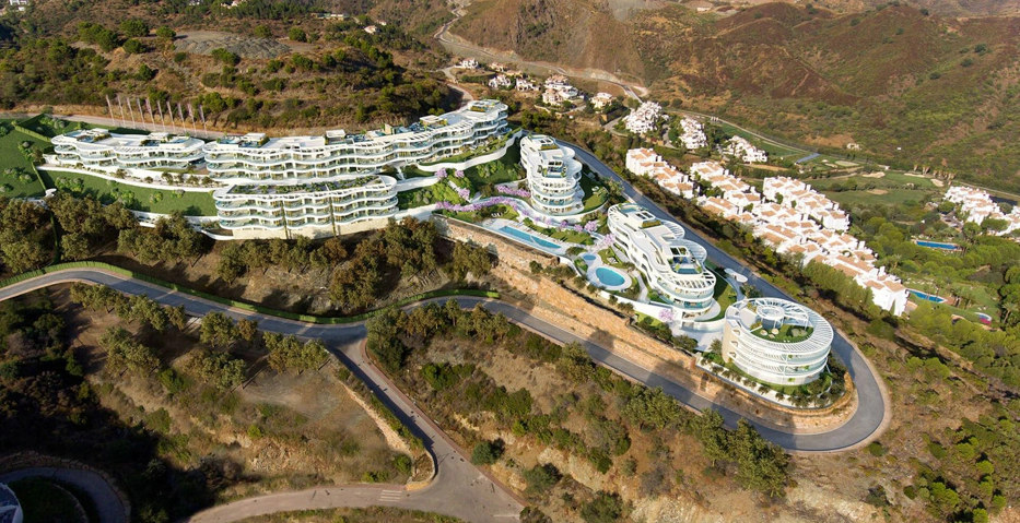 Apartment for sale in Benahavis
