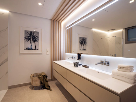 Apartment for sale in Benahavis