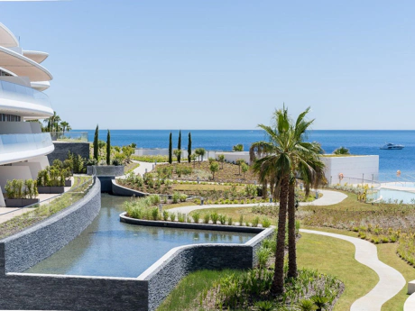 Penthouse for sale in Estepona