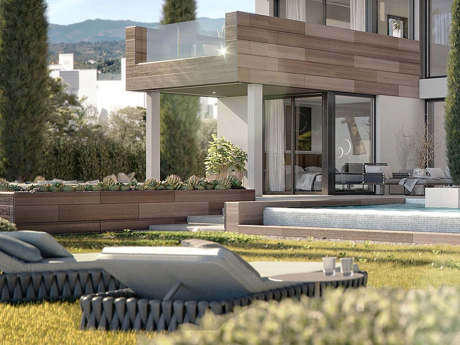 Villa for sale in Estepona