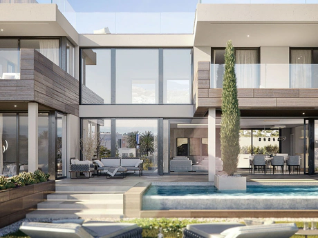Villa for sale in Estepona