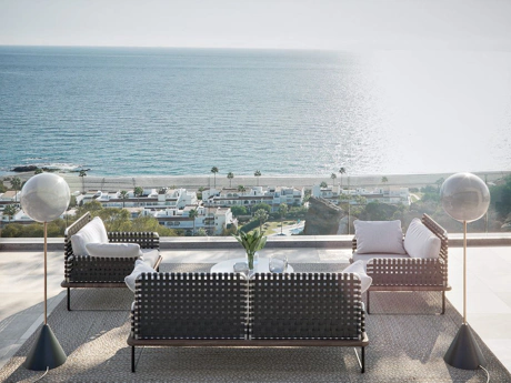 Villa for sale in Estepona