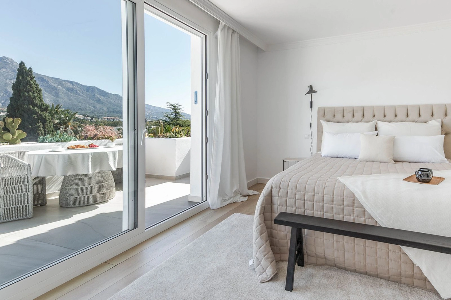 Villa for sale in Nueva Andalucia, Marbella