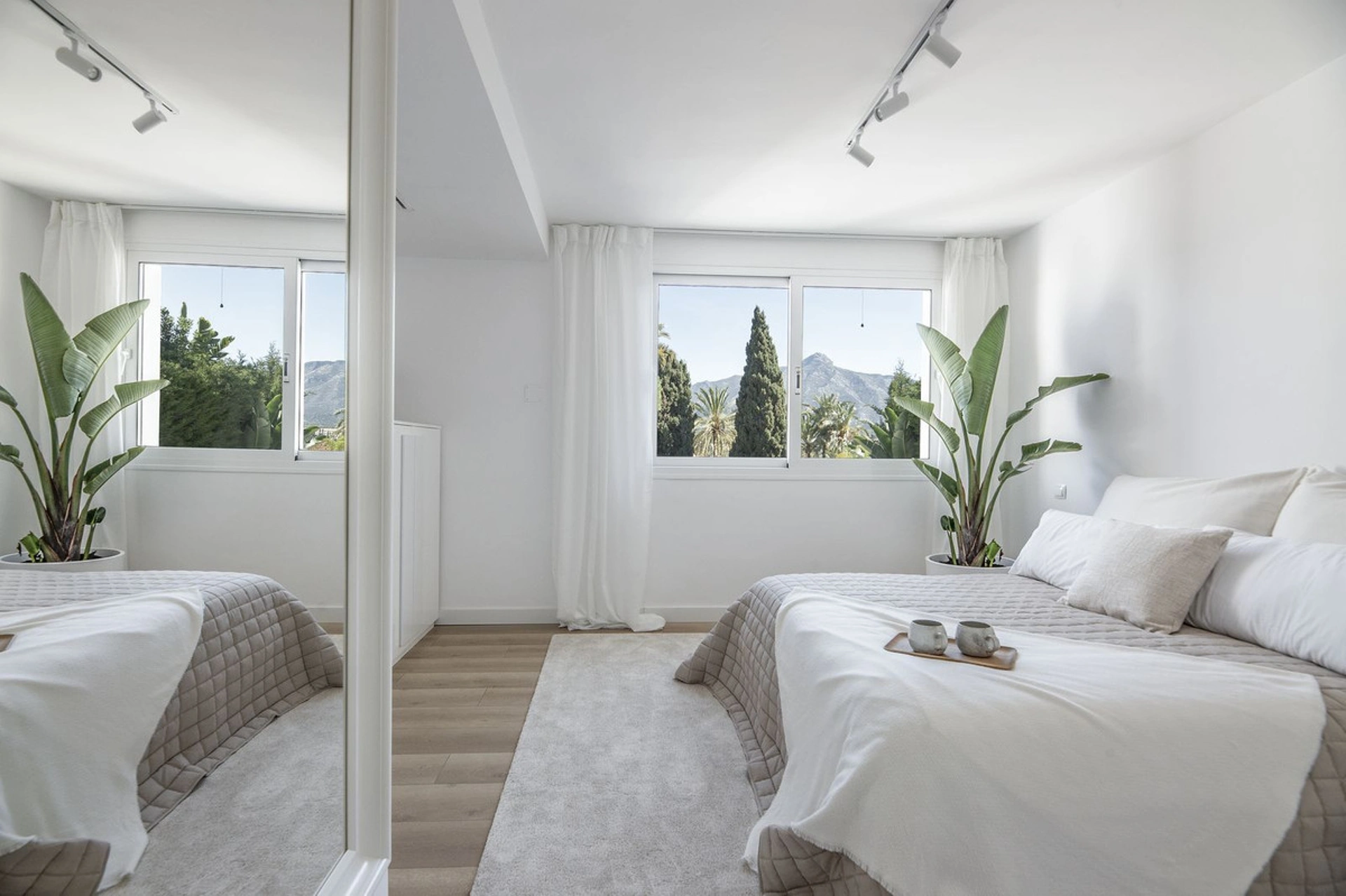 Villa for sale in Nueva Andalucia, Marbella