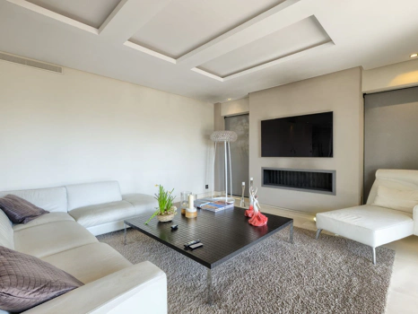 Villa for sale in Istan