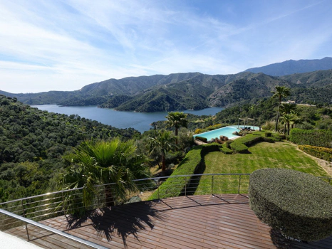Villa for sale in Istan