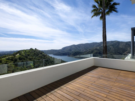 Villa for sale in Istan