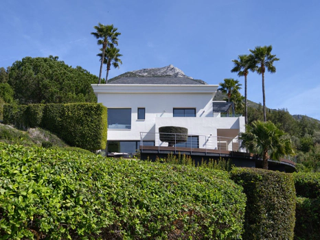 Villa for sale in Istan