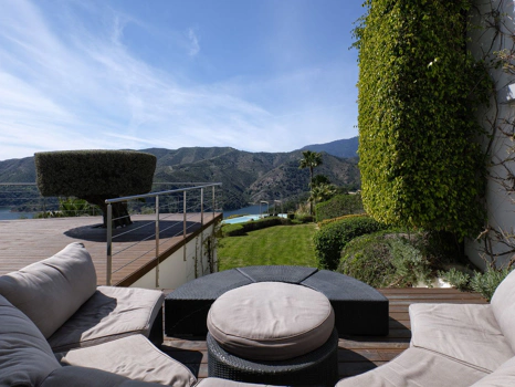 Villa for sale in Istan