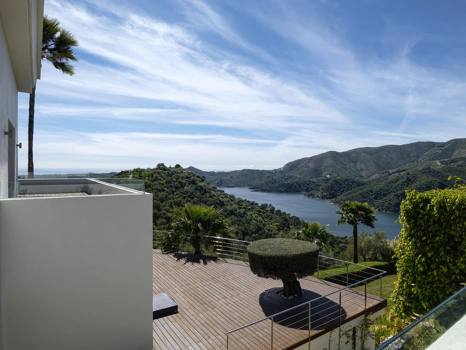 Villa for sale in Istan