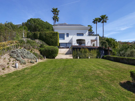 Villa for sale in Istan