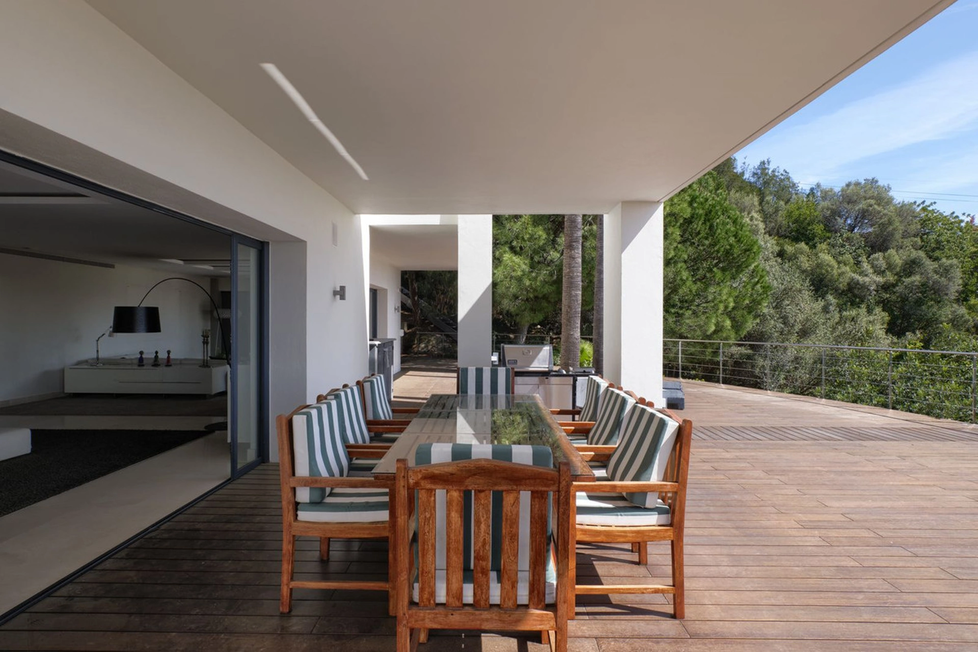 Villa for sale in Istan