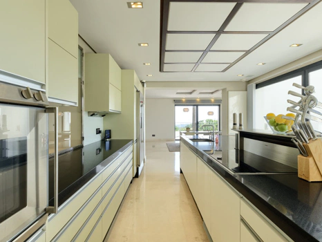 Villa for sale in Istan