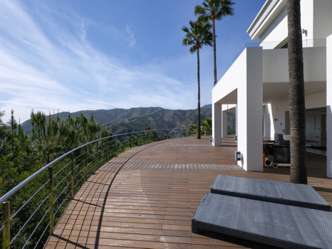 Villa for sale in Istan
