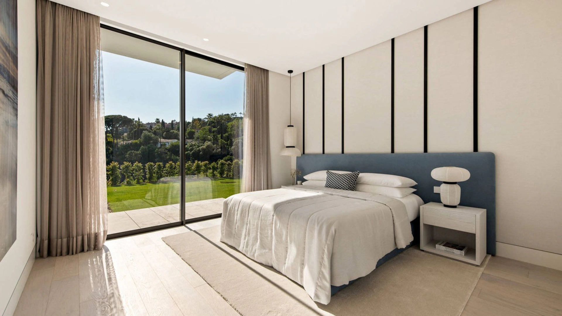 Villa for sale in Benahavis