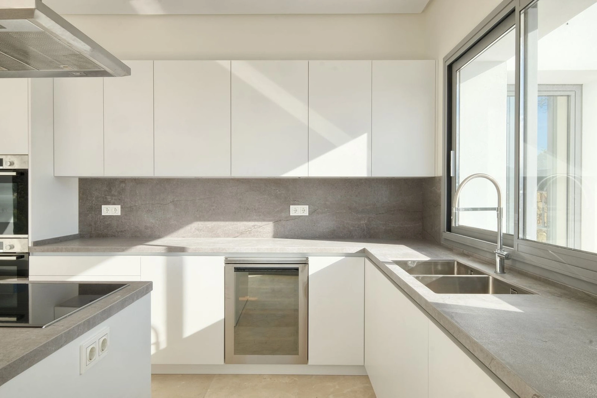 Villa for sale in Benahavis