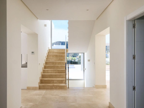 Villa for sale in Benahavis