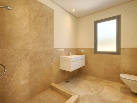 Villa for sale in Benahavis