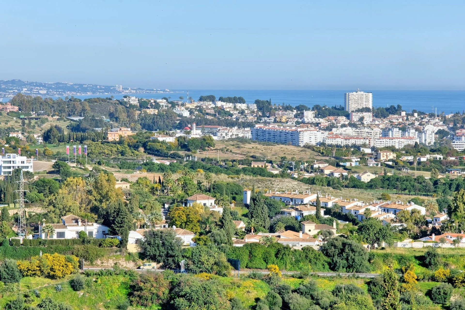 Villa for sale in Benahavis