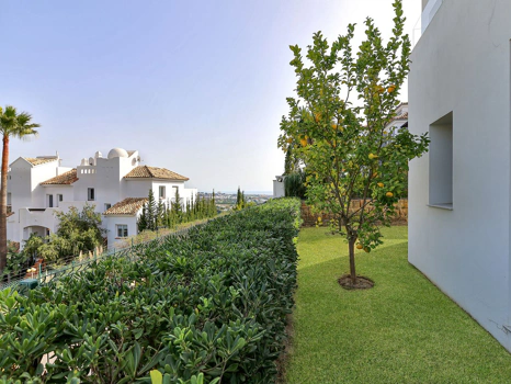 Villa for sale in Benahavis