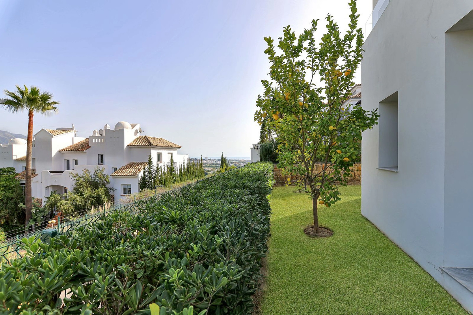Villa for sale in Benahavis