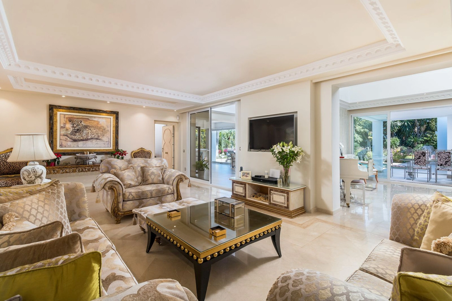 Villa en venta en Benahavis