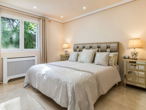 Villa en venta en Benahavis