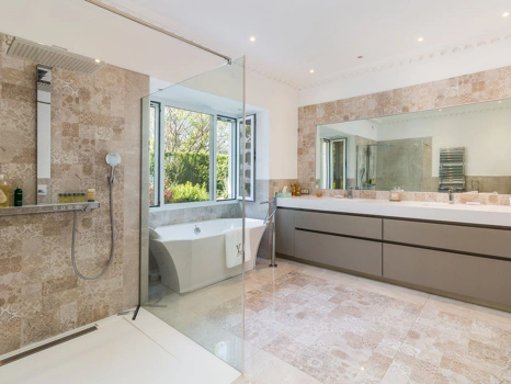 Villa en venta en Benahavis