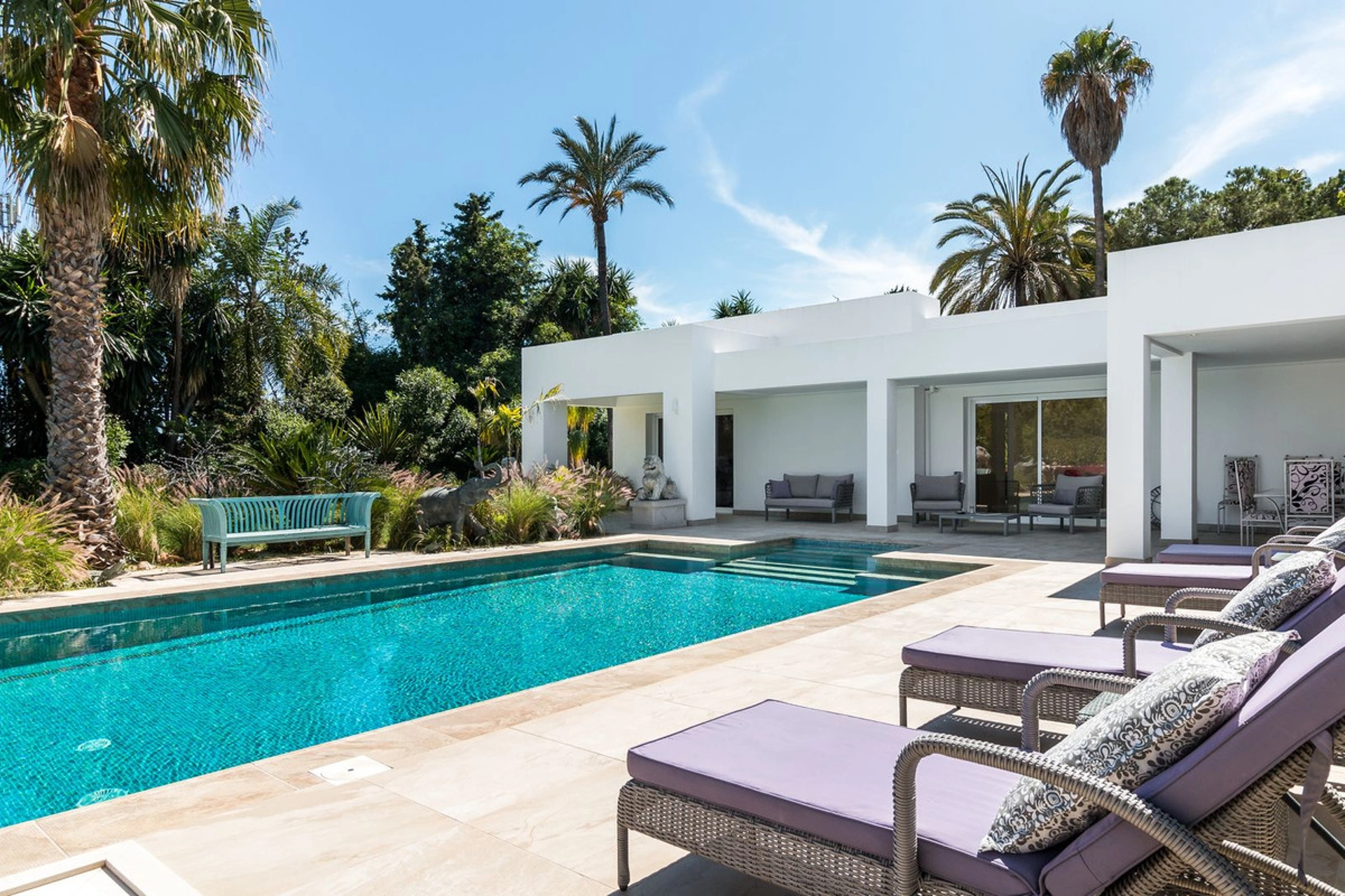 Villa en venta en Benahavis