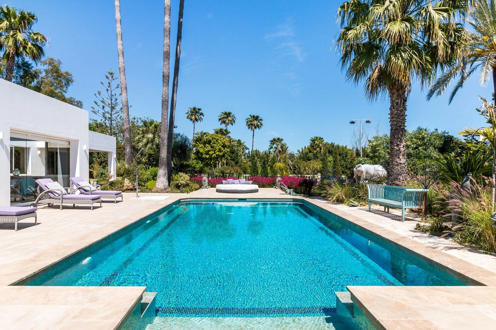 Villa en venta en Benahavis